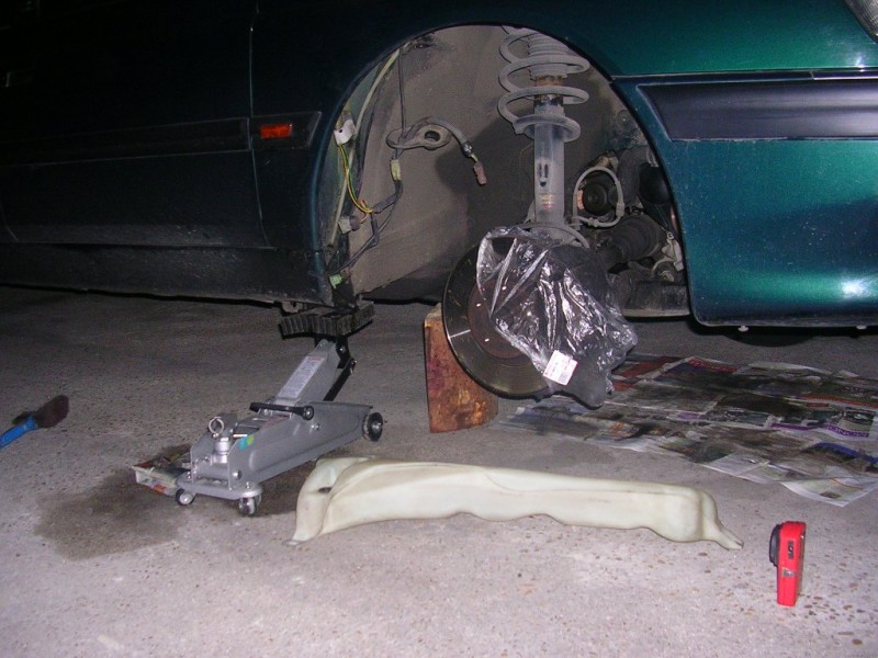 Niveau Pompe Lave-vitre 02.jpg