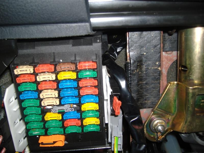Fusible autoradio.JPG